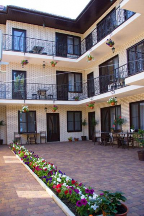 Mini-Hotel Raiskiy Dvorik